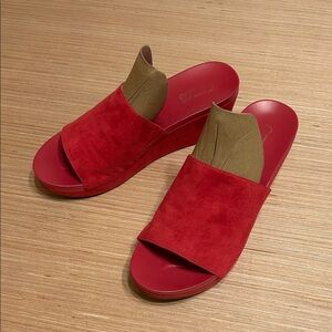 Carlos Santana Fushia Suede Slide Mules